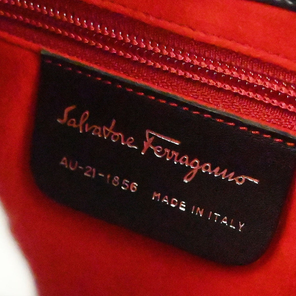 Salvatore Ferragamo Gancini Handbag Leather Black Leather Handbag (Authentic  )