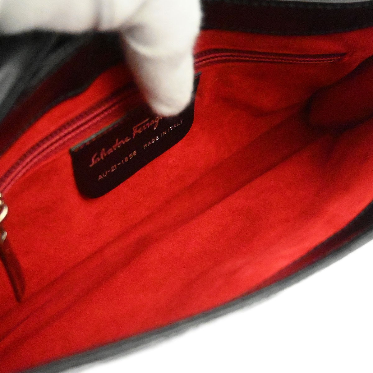 Salvatore Ferragamo Gancini Handbag Leather Black Leather Handbag (Authentic  )