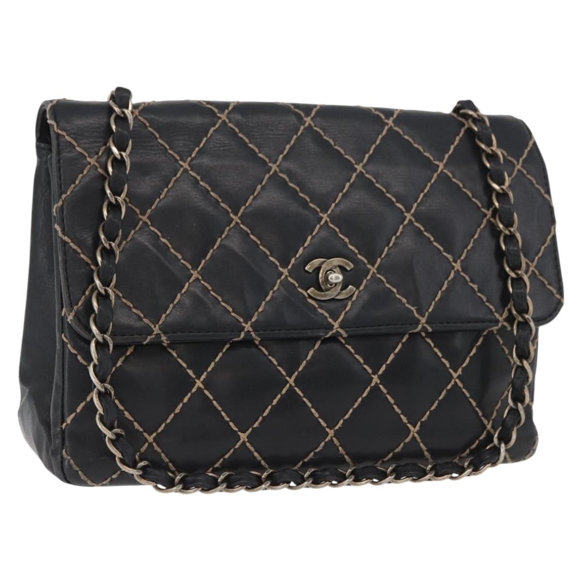 Chanel Chanel Matelassé Cuir Noir Black Leather Black Leather Handbag (Authentic  )