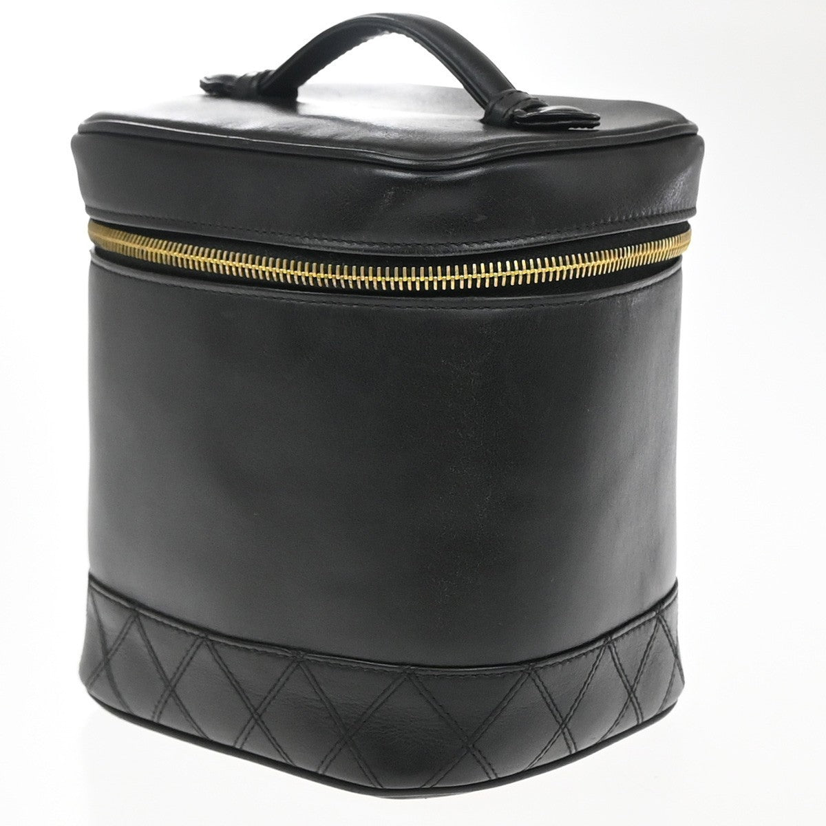 Chanel Vintage Cosmetic Case Quilted Lambskin Black Leather Handbag (Authentic  )
