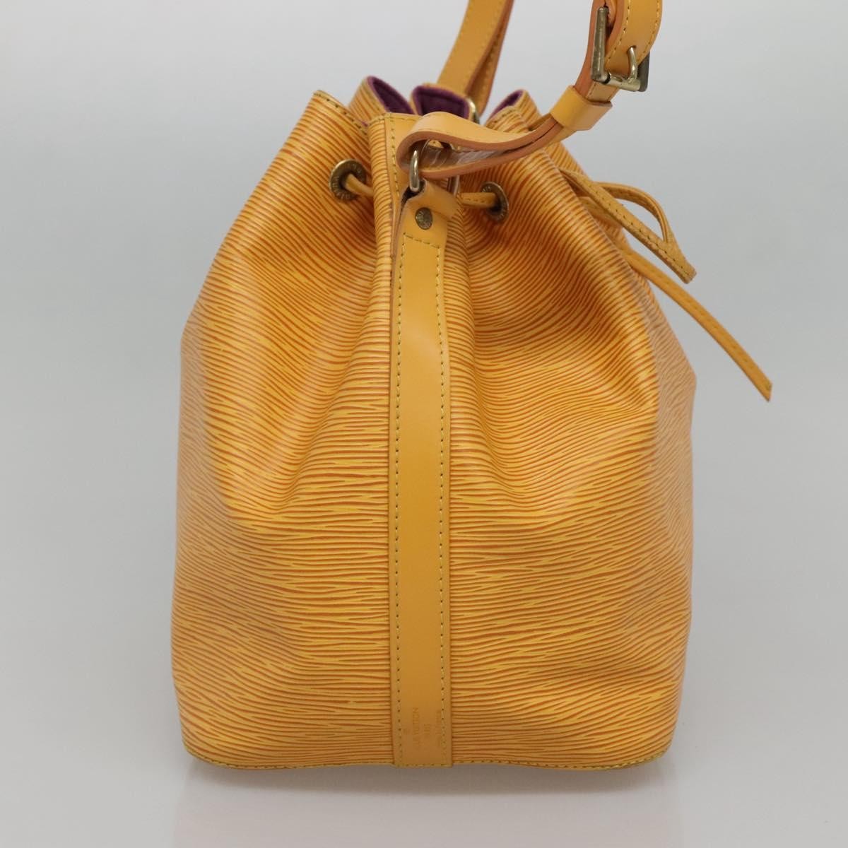 Louis Vuitton Noe Handbag Epi Leather Yellow Leather Bag (Authentic  )