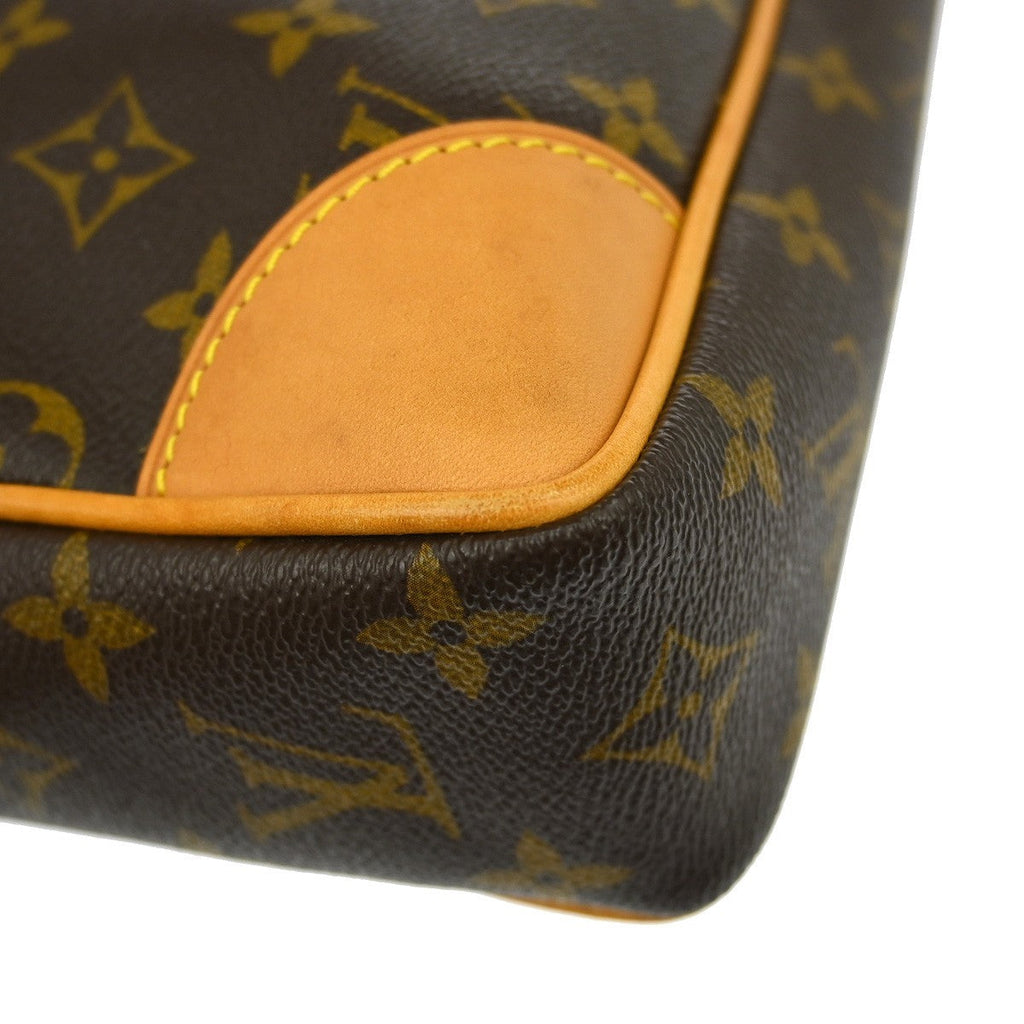 Louis Vuitton Porte Documents Voyage Monogram Canvas Brown Canvas Handbag ( )