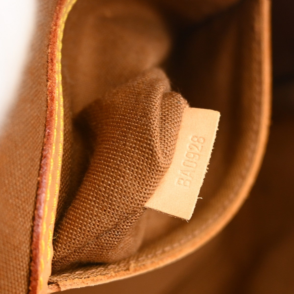Louis Vuitton Alma Handbag Monogram Canvas Brown Canvas Handbag ( )
