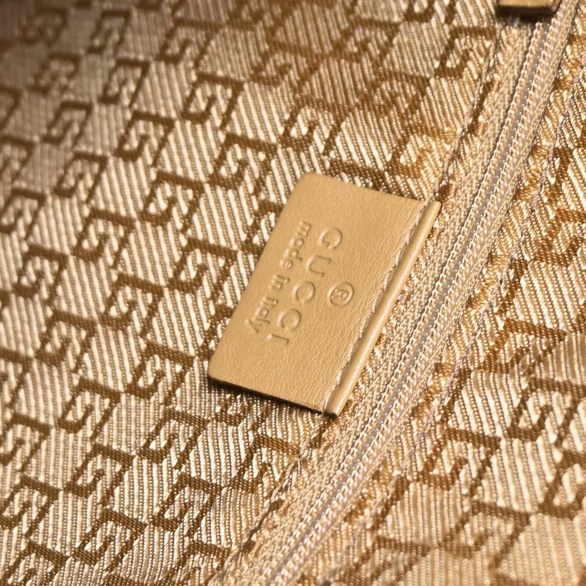 Gucci Diana Bamboo Shoulder Bag Leather Brown Leather Handbag (Authentic  )