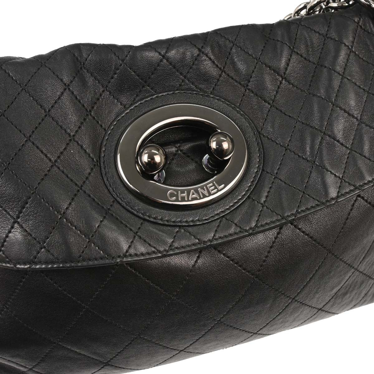 Chanel Flap Shoulder Bag Leather Black Leather Handbag ( )