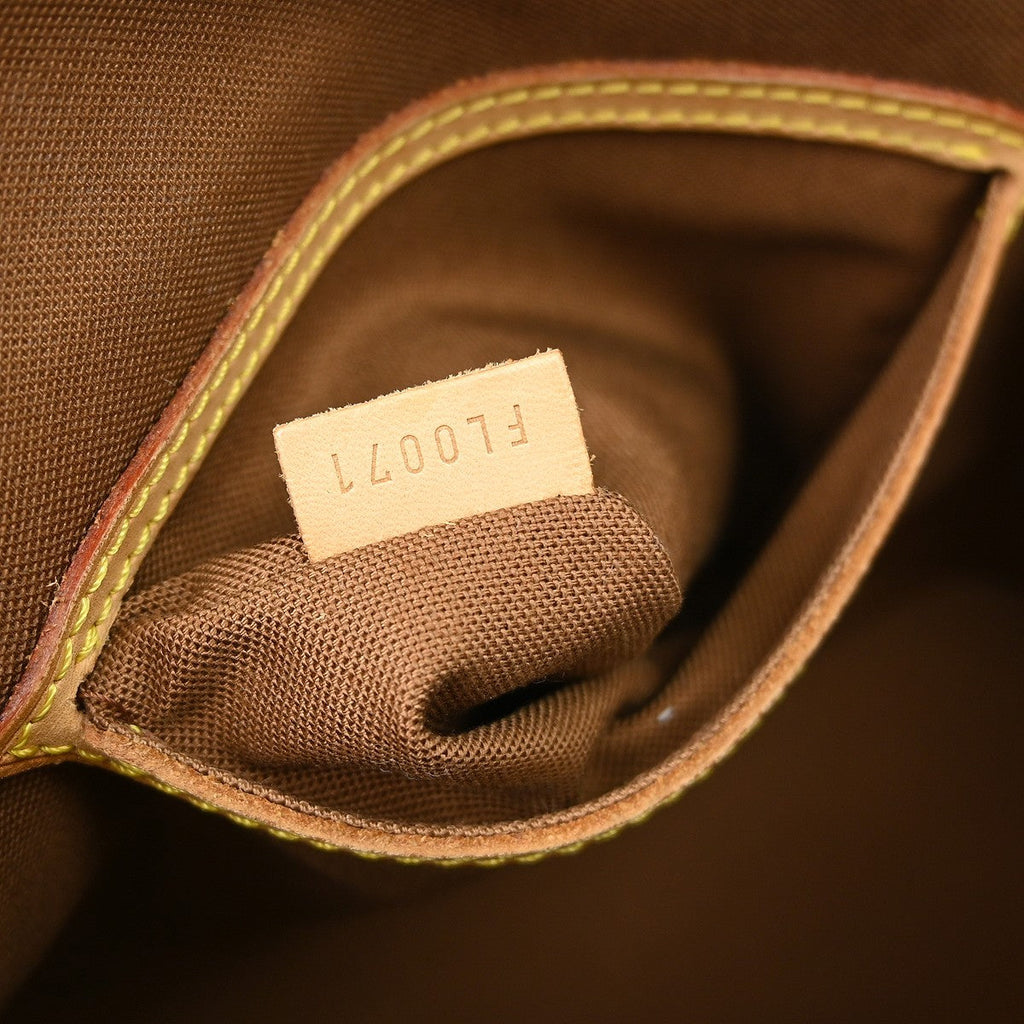 Louis Vuitton Alma Handbag Monogram Canvas Brown Canvas Handbag ( )