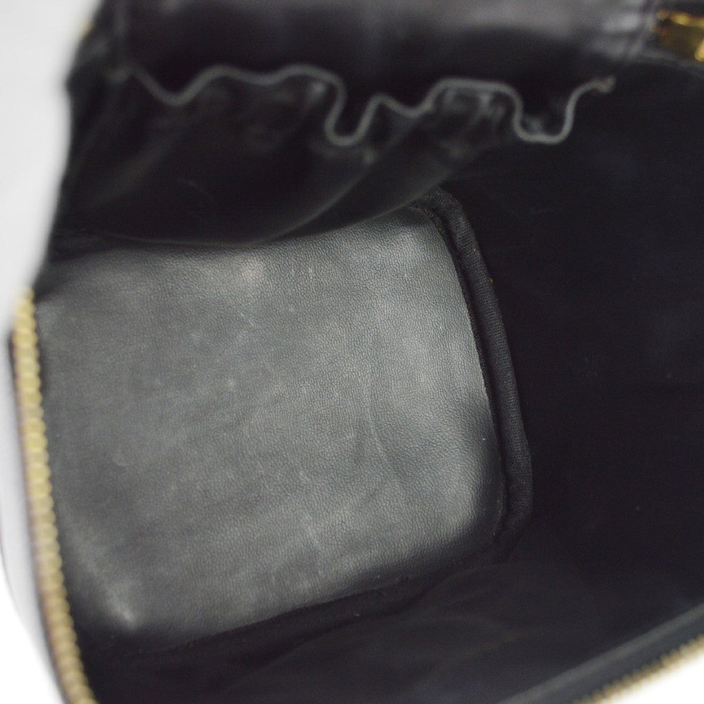 Chanel Vintage Timeless Cosmetic Case Caviar Black Leather Handbag ( )