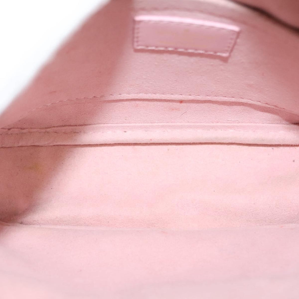 Louis Vuitton New Wave Camera Bag Quilted Leather Pink Leather Bag (Authentic  )
