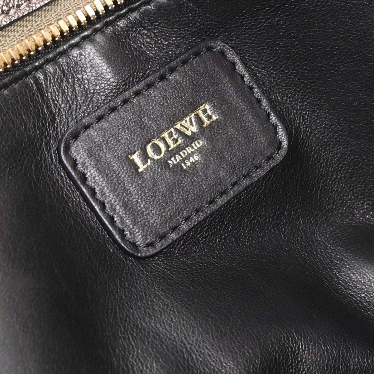 Loewe Amazona Bag Leather Gold Leather Handbag (Authentic  )