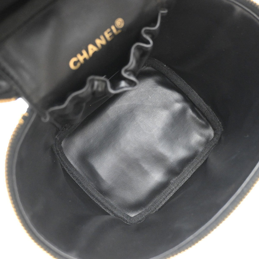 Chanel Vintage Cosmetic Case Quilted Lambskin Black Leather Handbag (Authentic  )