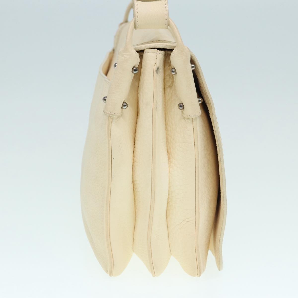 Salvatore Ferragamo Gancini Shoulder Bag Leather White Leather Handbag ( )