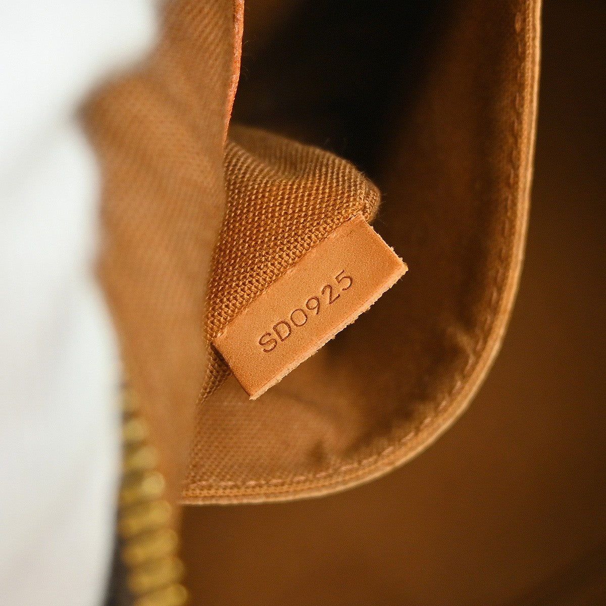 Louis Vuitton Alma Handbag Monogram Canvas Brown Canvas Handbag ( )