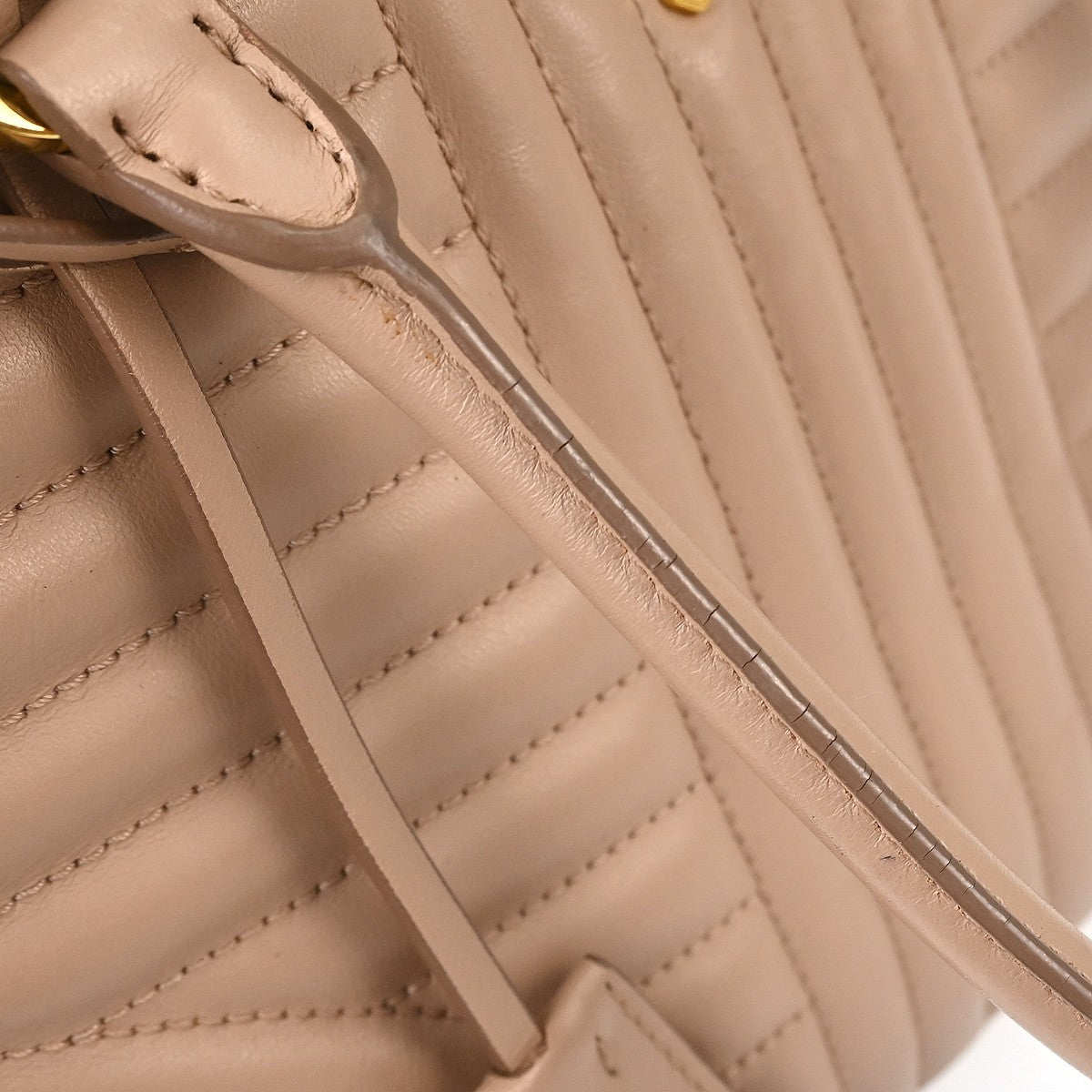 Prada Zipped Tote Leather Pink Leather Handbag ( )