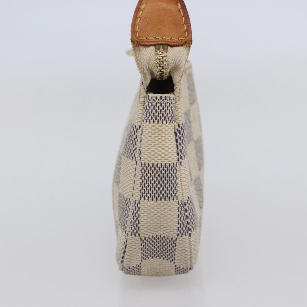 Louis Vuitton Pochette Accessoires Damier White Canvas Bag (Authentic  )