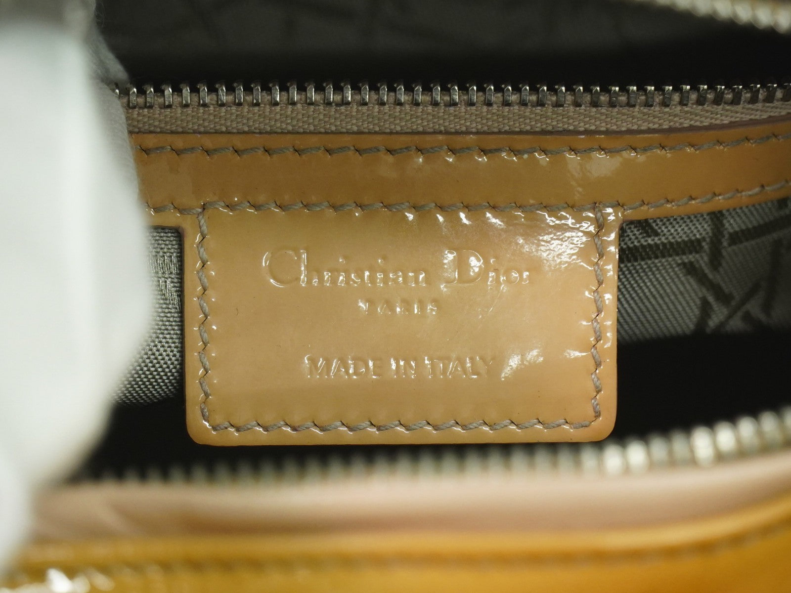 Christian Dior Vintage Lady Dior Bag Cannage Quilt Patent Beige Patent_Leather Handbag (Authentic  )