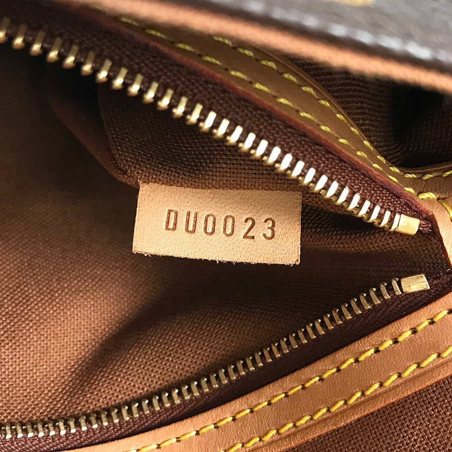 LOUIS VUITTON Monogram Mini Looping M51147 Shoulder bag