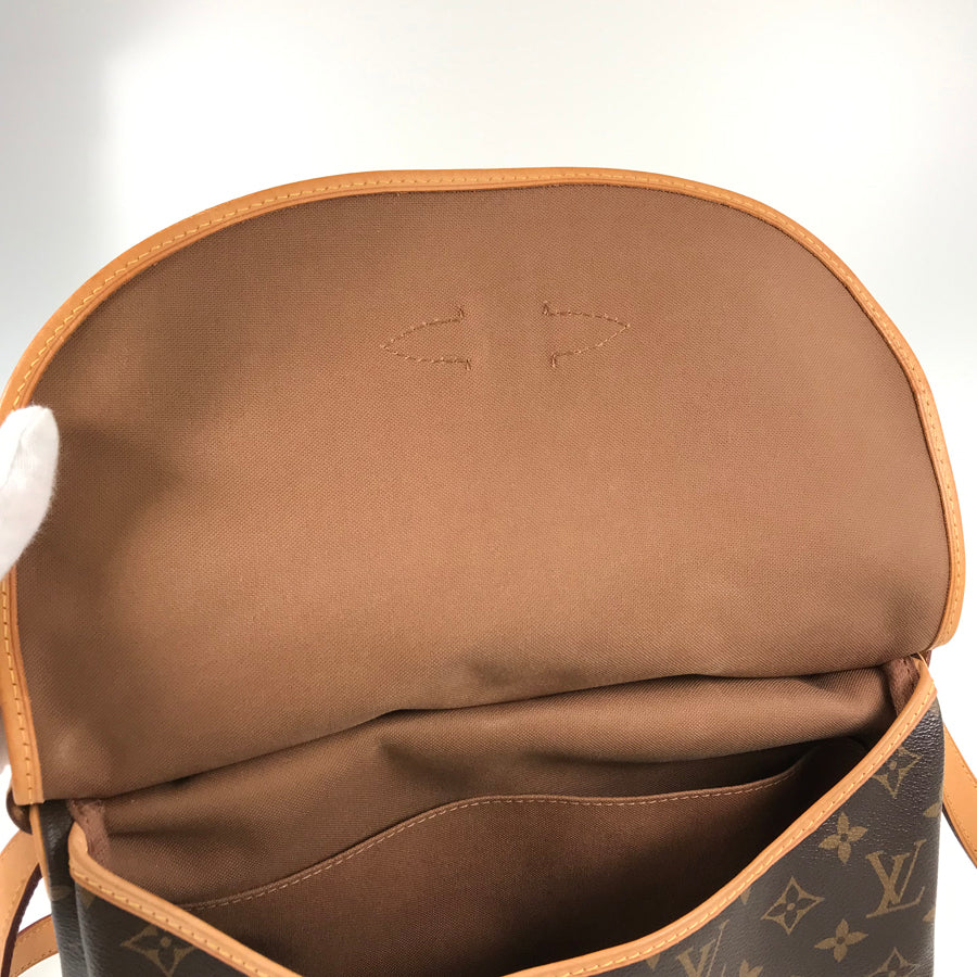 LOUIS VUITTON Monogram Saumur 30 M42256 Shoulder bag