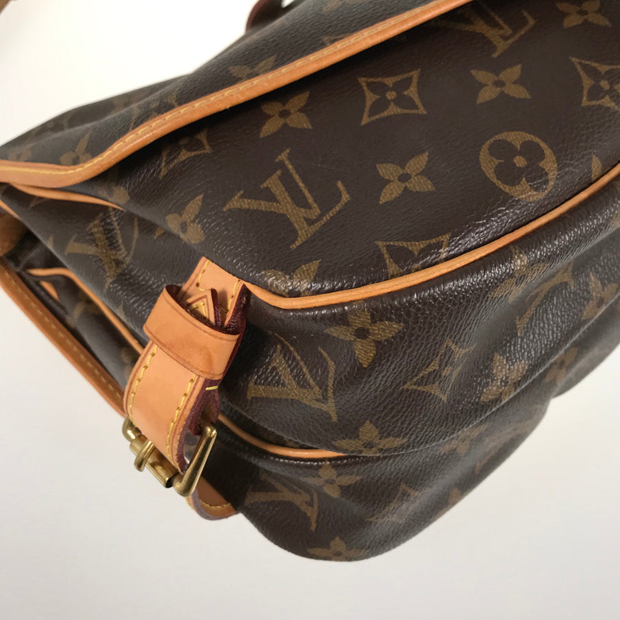 LOUIS VUITTON Monogram Saumur 30 M42256 Shoulder bag