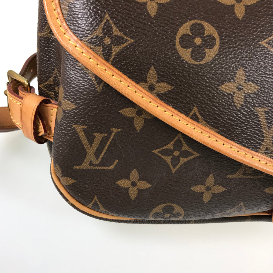 LOUIS VUITTON Monogram Saumur 30 M42256 Shoulder bag