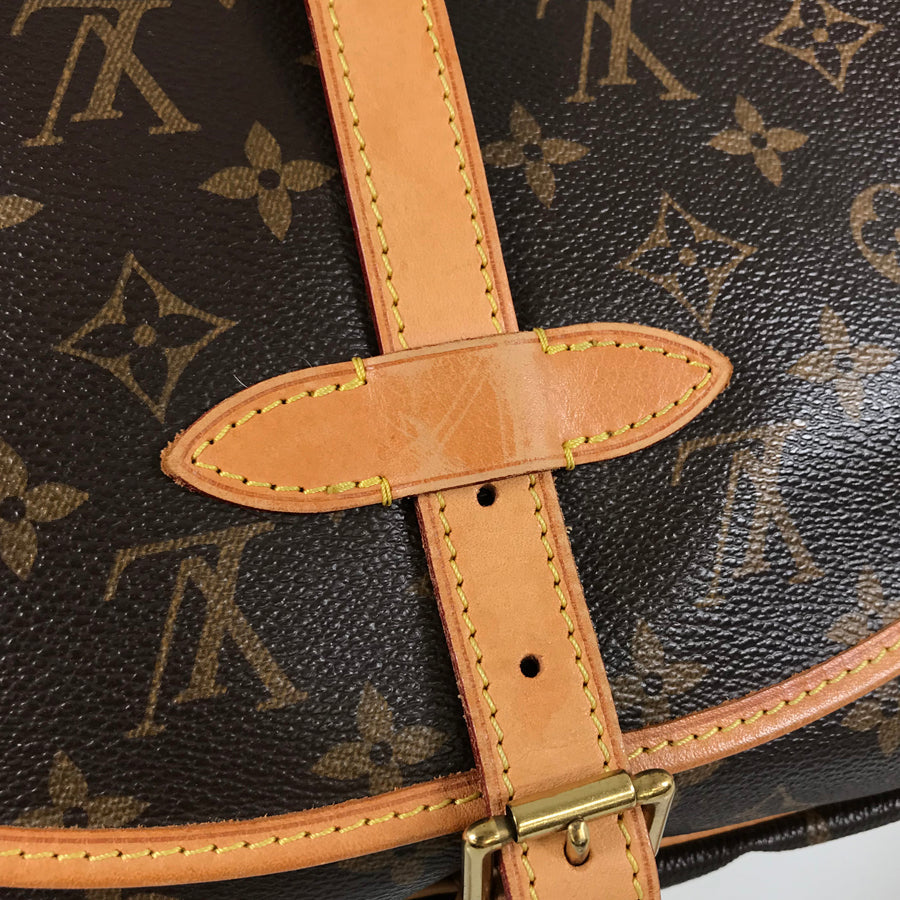 LOUIS VUITTON Monogram Saumur 30 M42256 Shoulder bag