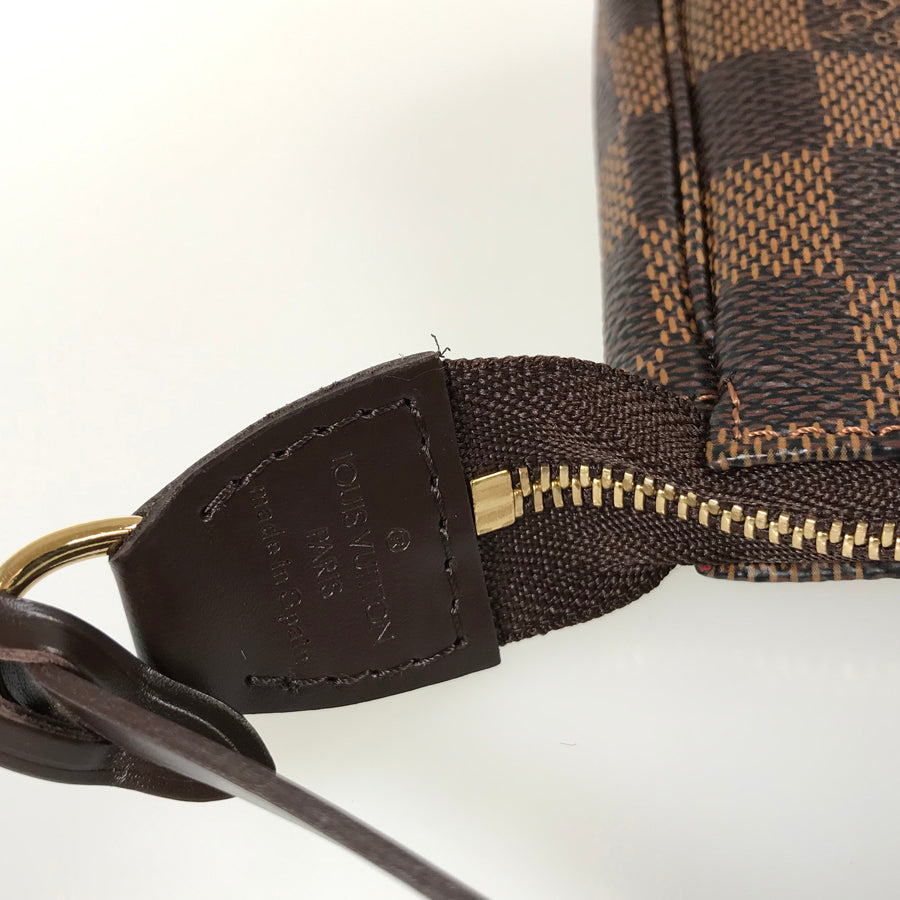 LOUIS VUITTON Damier Ebene Pochette Accessoires N51985 Pouch