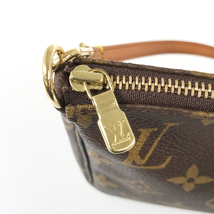 LOUIS VUITTON Monogram Pochette Accessoires M51980 Pouch