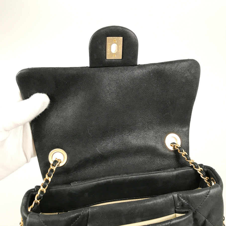 CHANEL Matelasse Shoulder bag