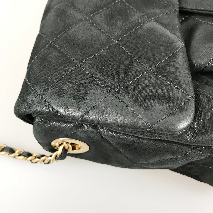 CHANEL Matelasse Shoulder bag