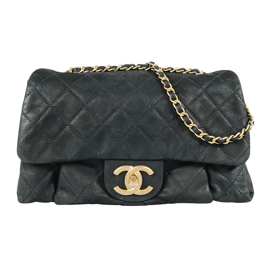 CHANEL Matelasse Shoulder bag