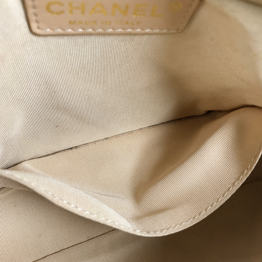CHANEL Matelasse Shoulder bag