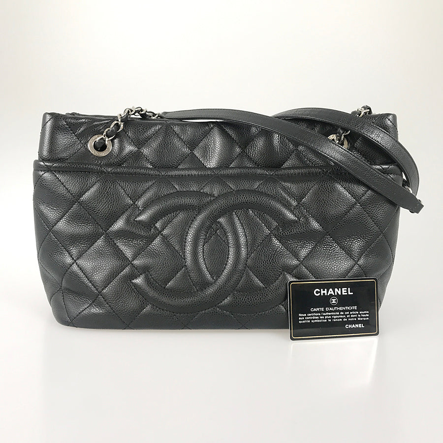 CHANEL Matelasse Shoulder bag