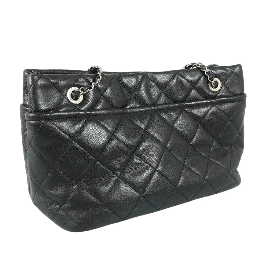 CHANEL Matelasse Shoulder bag