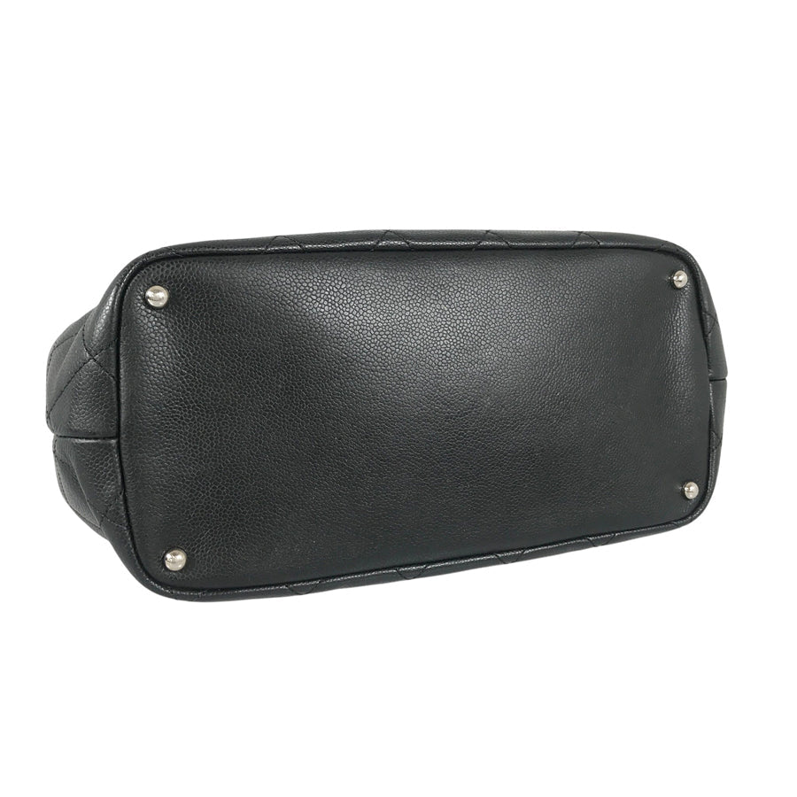CHANEL Matelasse Shoulder bag