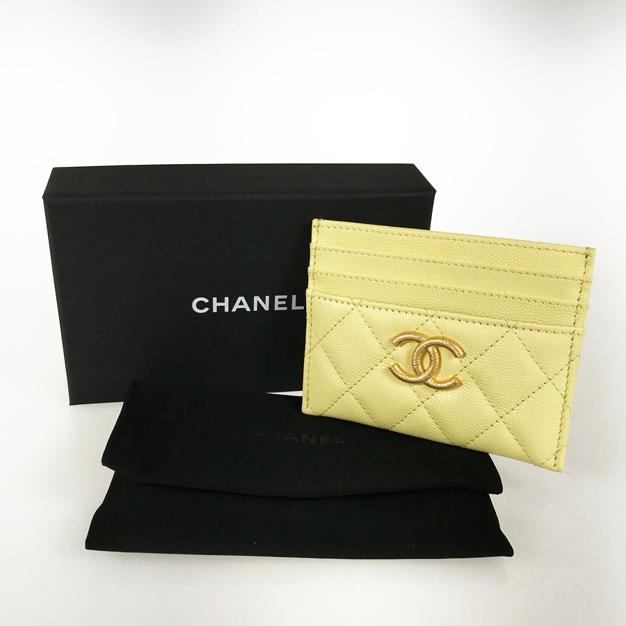 CHANEL Matelasse Card case