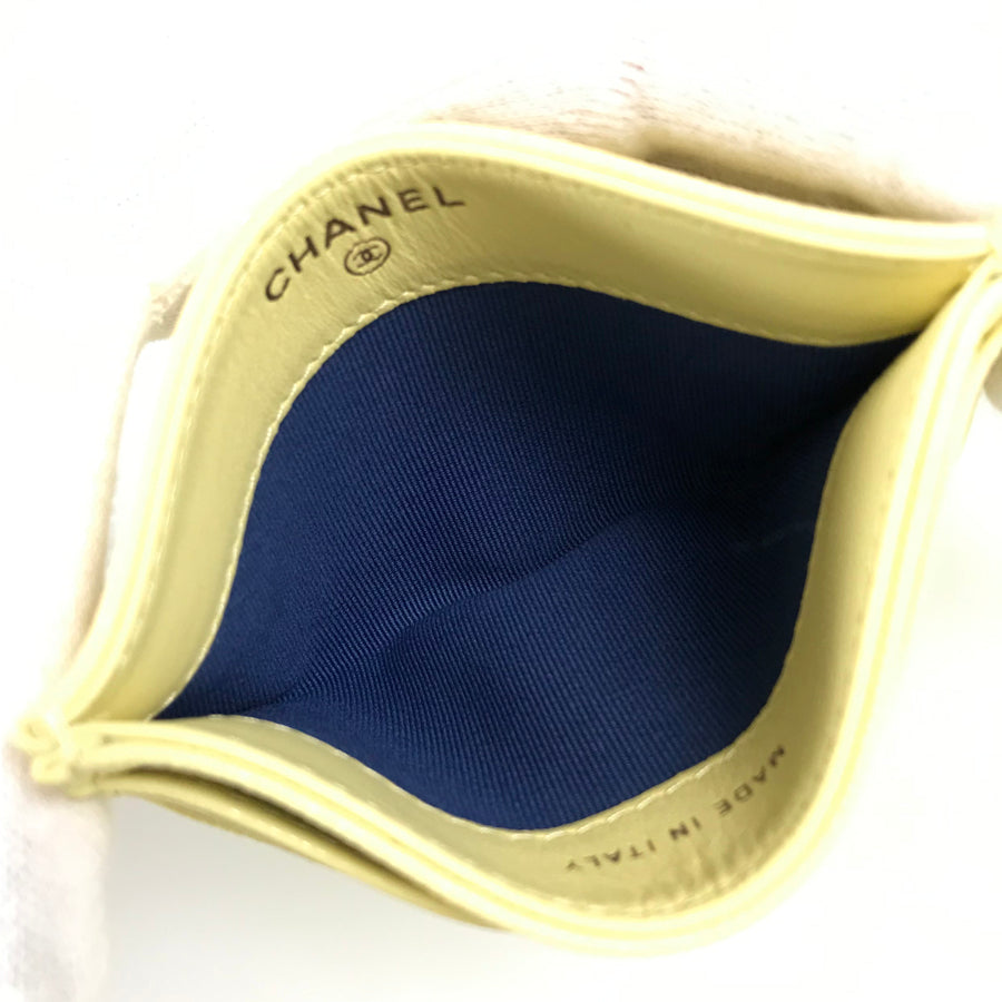 CHANEL Matelasse Card case