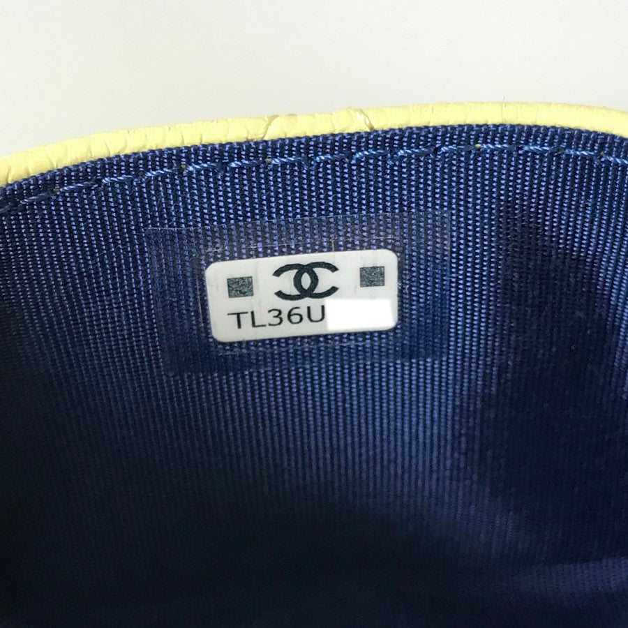 CHANEL Matelasse Card case