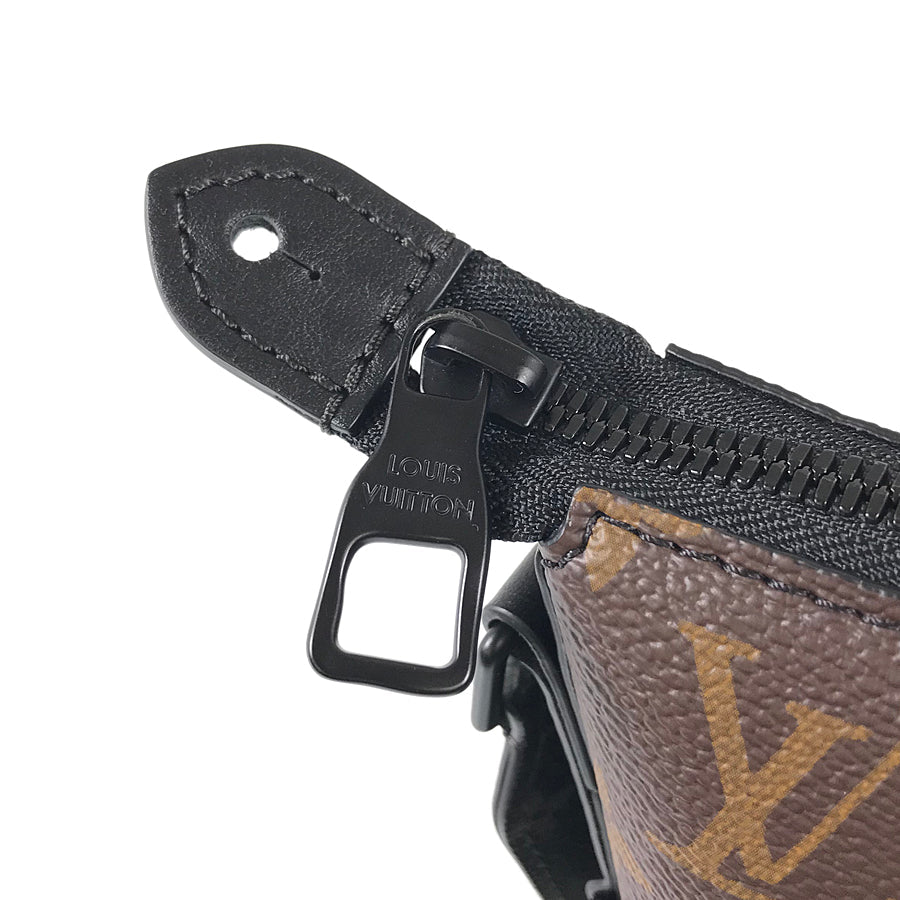 LOUIS VUITTON LV Rubber Cruiser Messenger M57966 Shoulder bag