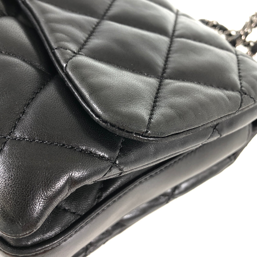 CHANEL Matelasse Shoulder bag