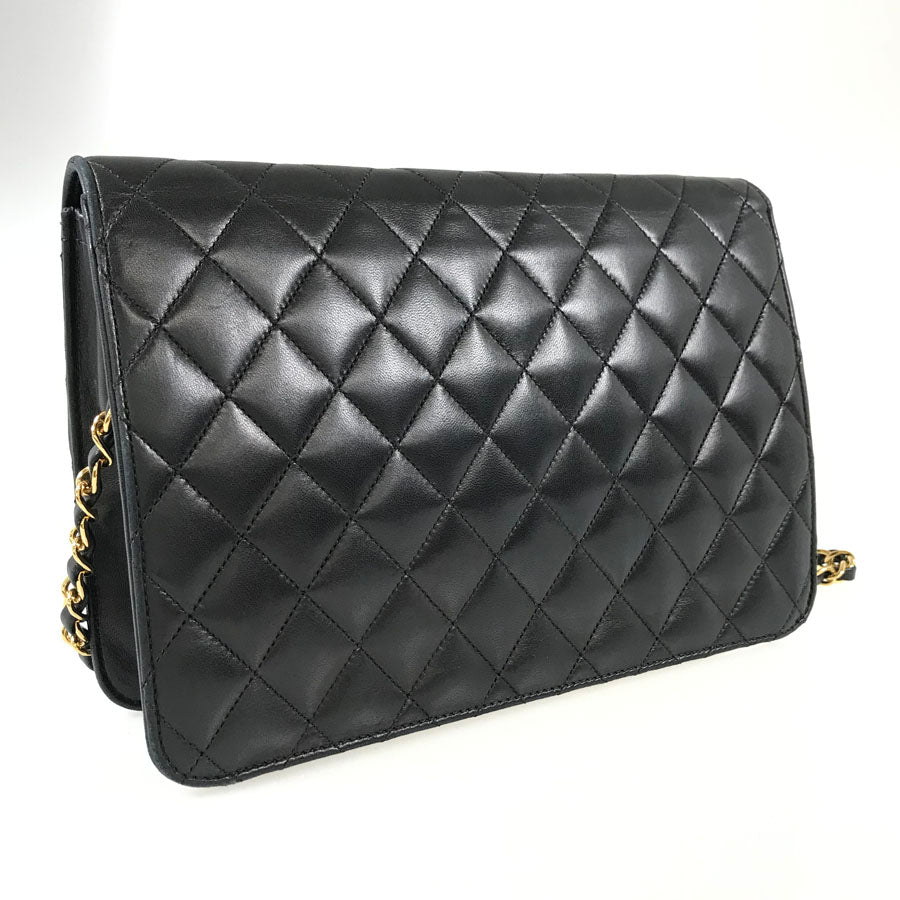 CHANEL Matelasse Shoulder bag