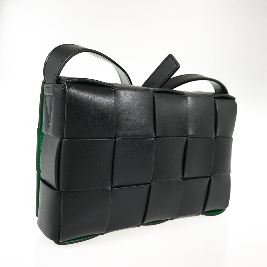BOTTEGA VENETA Maxi Intrecciato small cassette Shoulder bag
