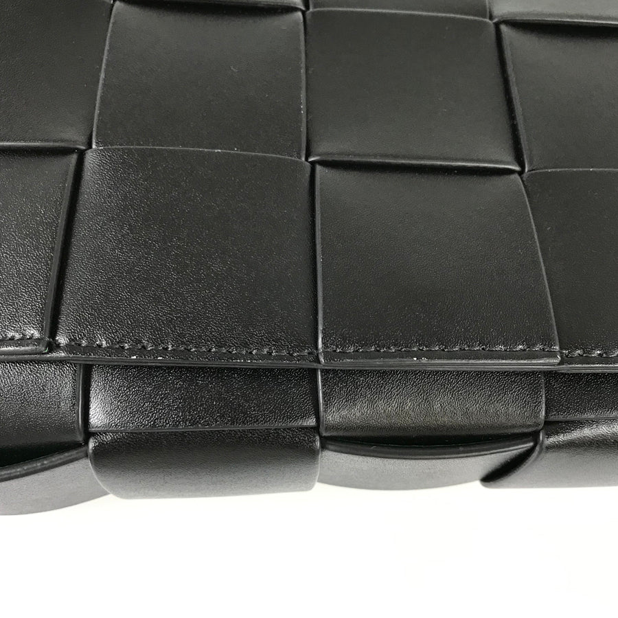 BOTTEGA VENETA Maxi Intrecciato small cassette Shoulder bag