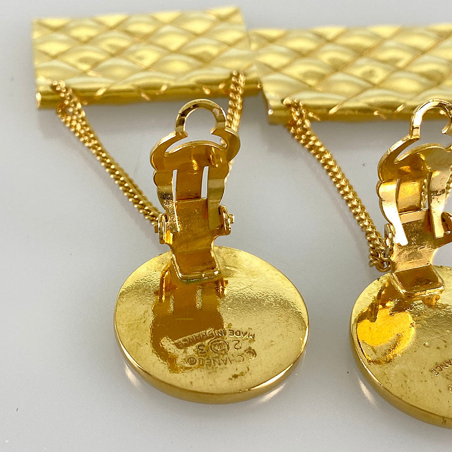 CHANEL Earring