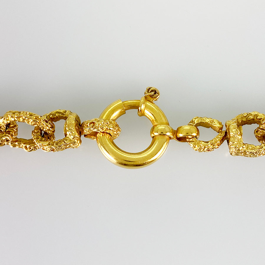 CHANEL Long necklace