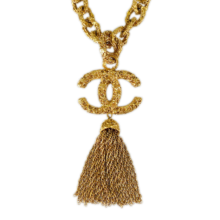 CHANEL Long necklace