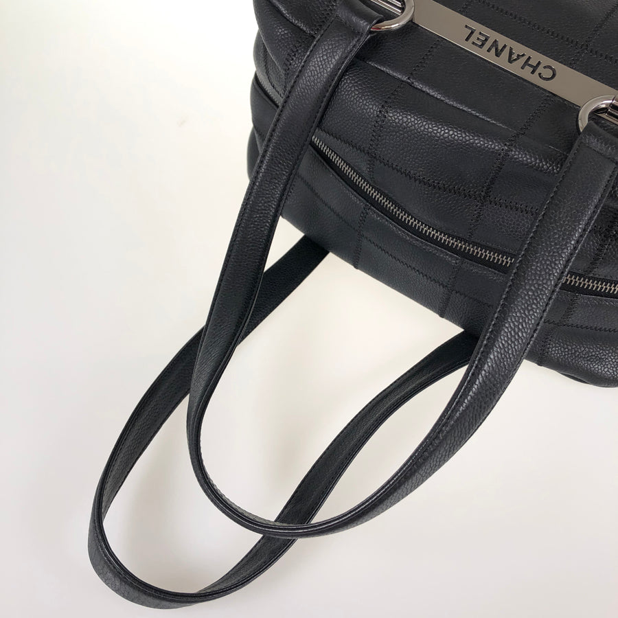 CHANEL Chocolate Bar Shoulder bag