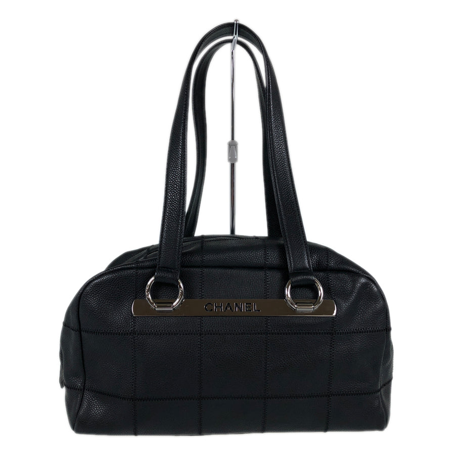CHANEL Chocolate Bar Shoulder bag