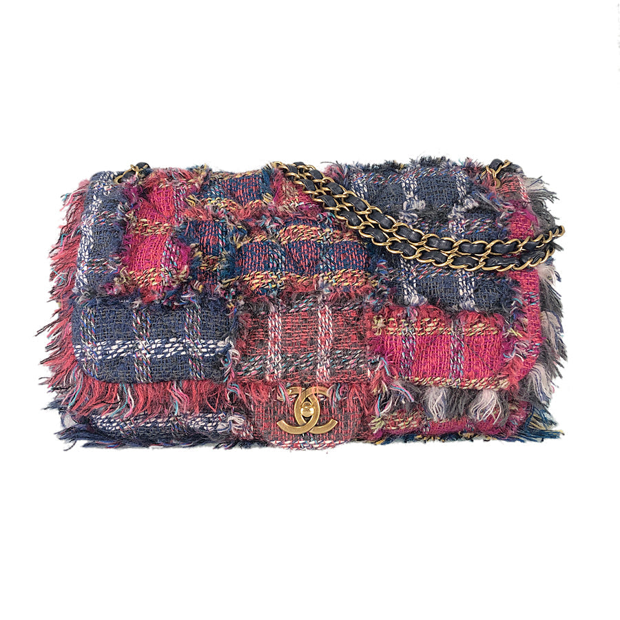 CHANEL Matelasse Shoulder bag