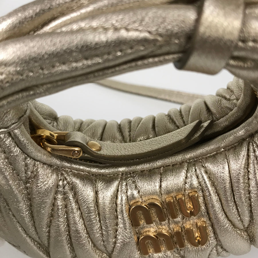 MIUMIU Wonder Matelasse Hobo 5NR019 Pouch