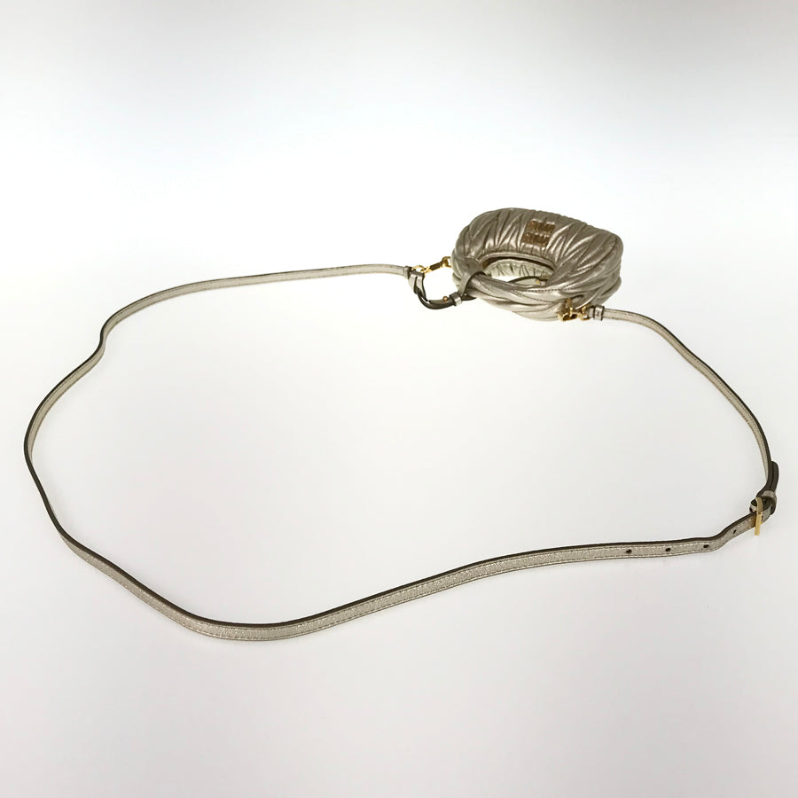 MIUMIU Wonder Matelasse Hobo 5NR019 Pouch