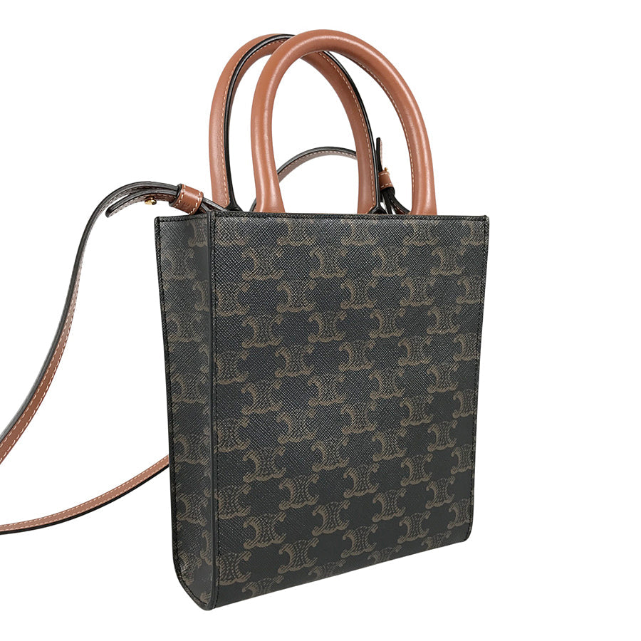 CELINE Triomphe Vertical hippo Hand bag